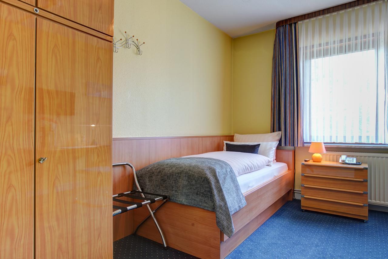 Hotel Elbinsel Free Parking Hamburg Ngoại thất bức ảnh