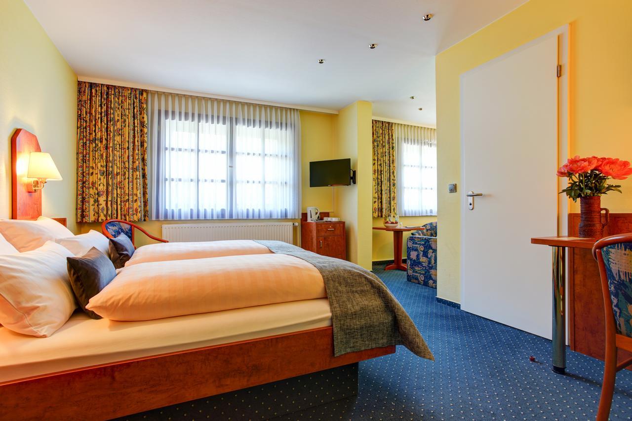 Hotel Elbinsel Free Parking Hamburg Ngoại thất bức ảnh