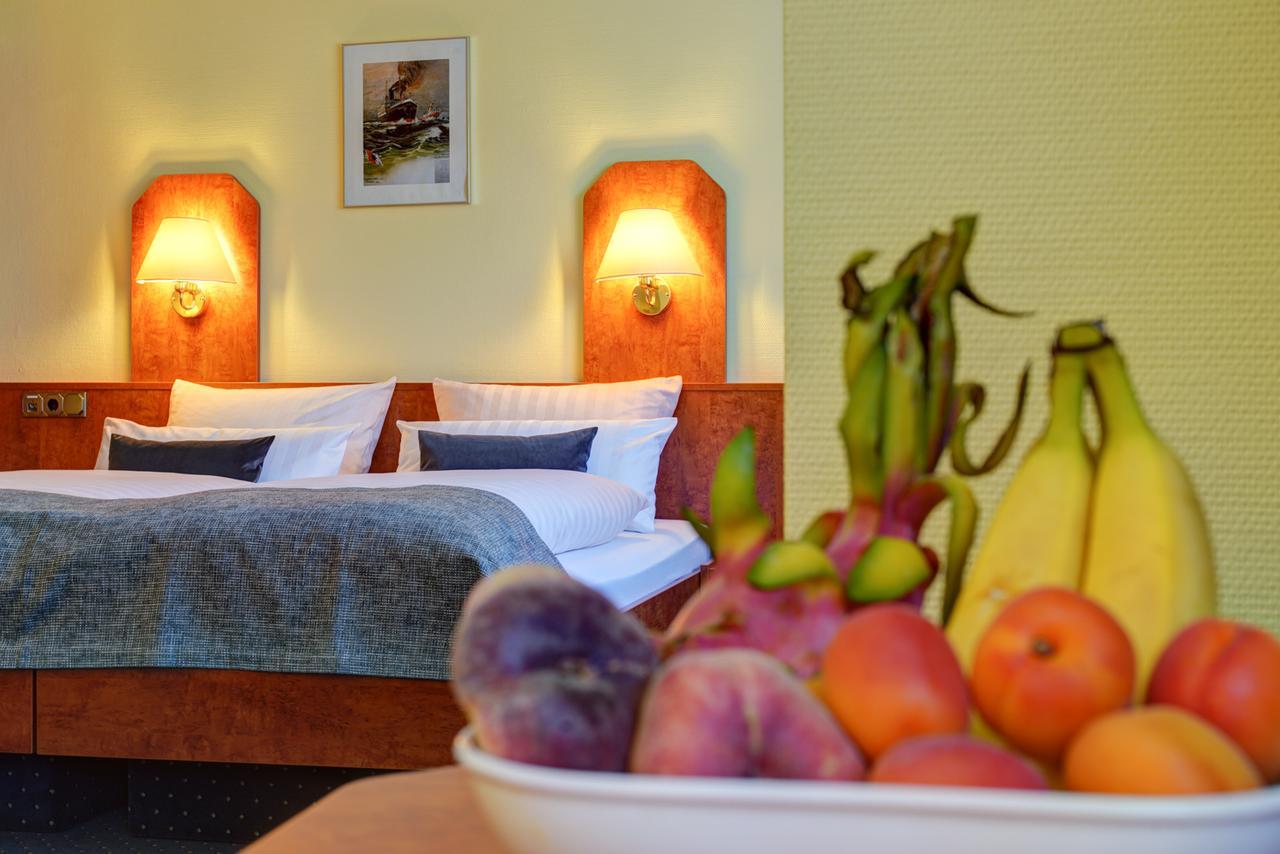 Hotel Elbinsel Free Parking Hamburg Ngoại thất bức ảnh