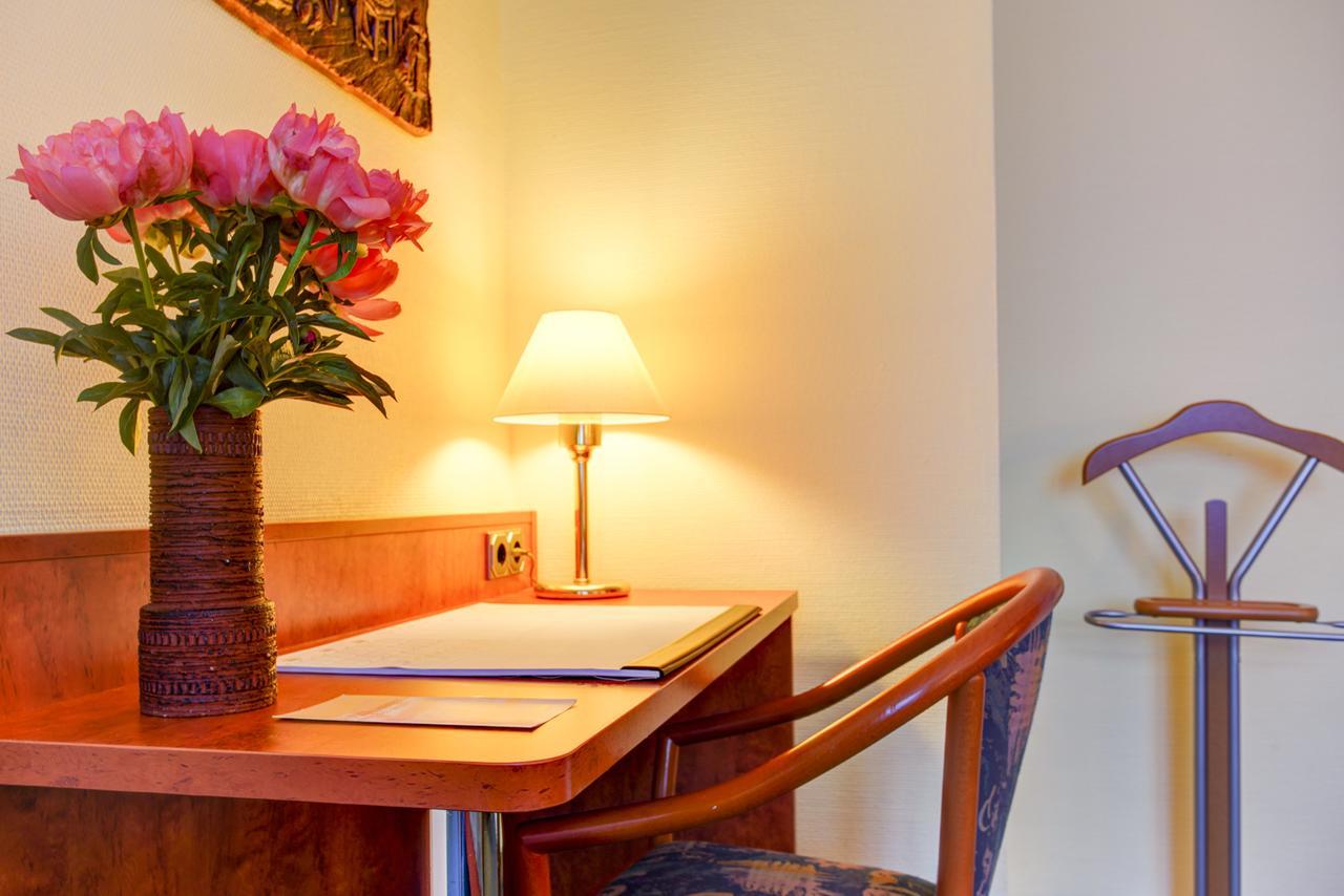 Hotel Elbinsel Free Parking Hamburg Ngoại thất bức ảnh
