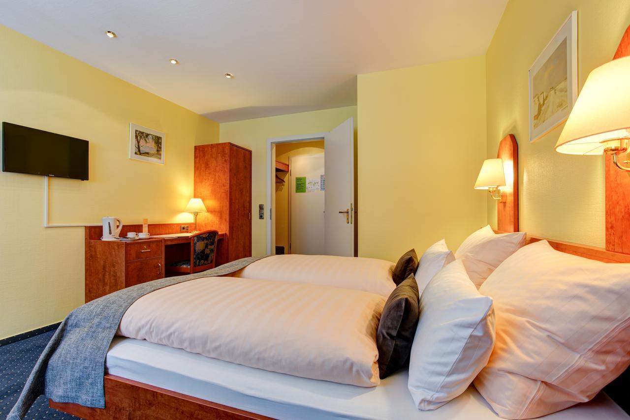 Hotel Elbinsel Free Parking Hamburg Ngoại thất bức ảnh