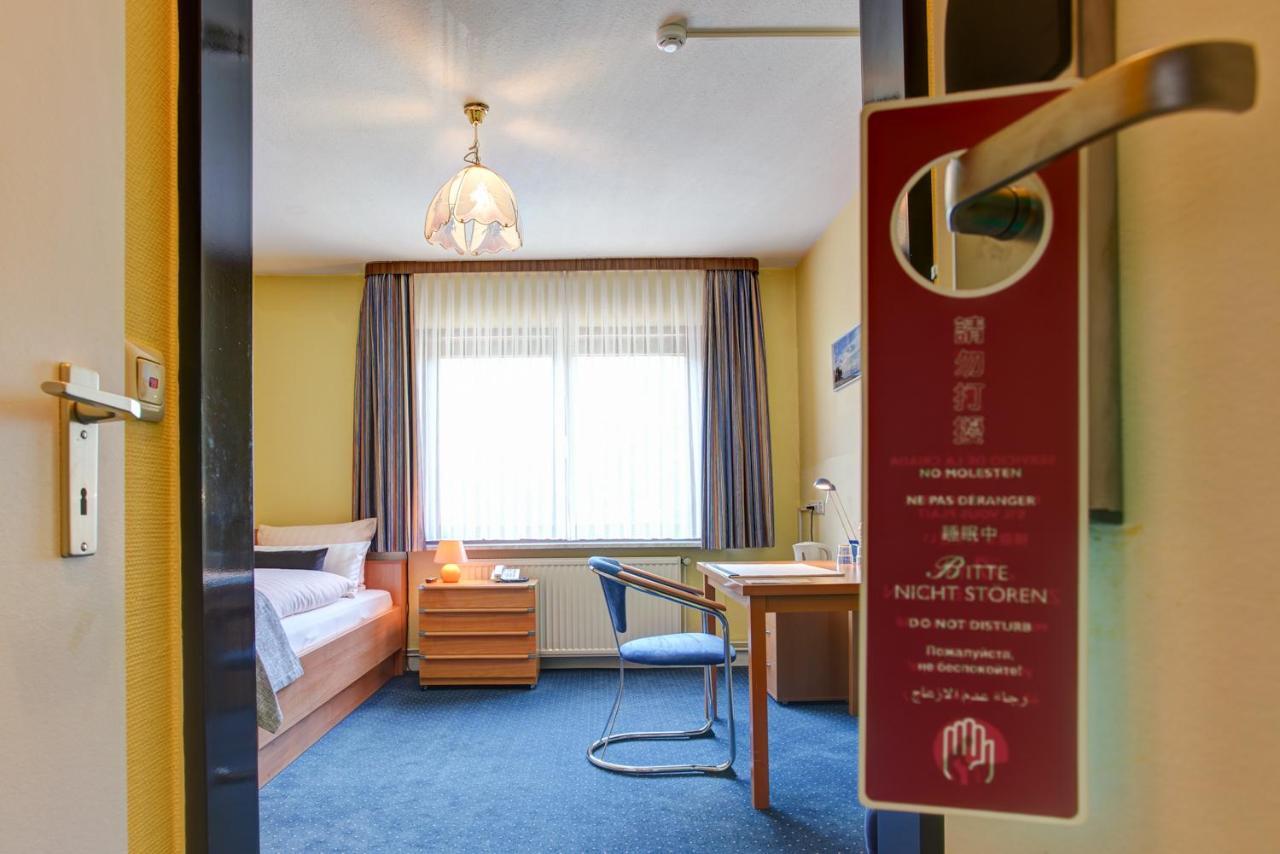 Hotel Elbinsel Free Parking Hamburg Ngoại thất bức ảnh